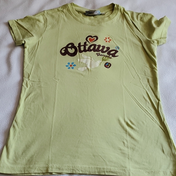 Ottawa T-shirt - Picture 2 of 9